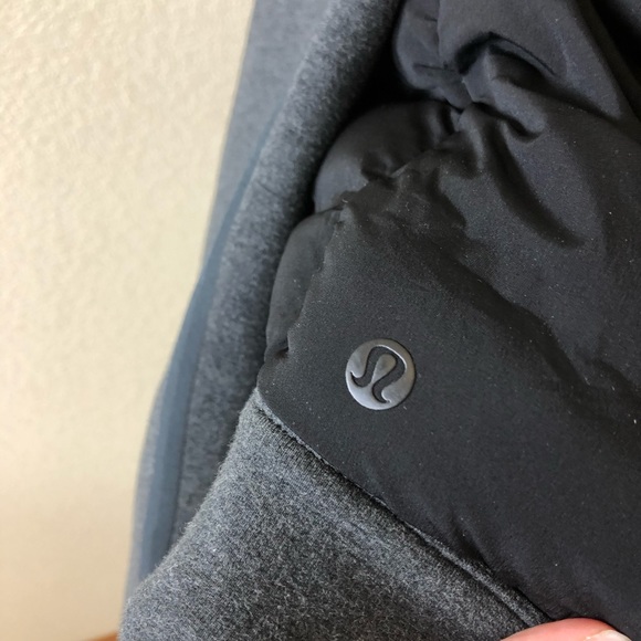 Lululemon Mens Division Down Jacket Black Gray - Picture 3 of 6